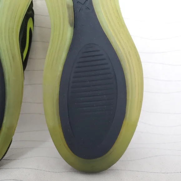 Nike Youth Air Max 720 Retro Future Size 7Y Black Volt Crimson Shoes AQ3196-005 - Picture 15 of 16